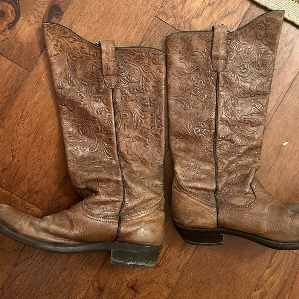 Golden Goose Deluxe Golden Cowboy Boot Size 39